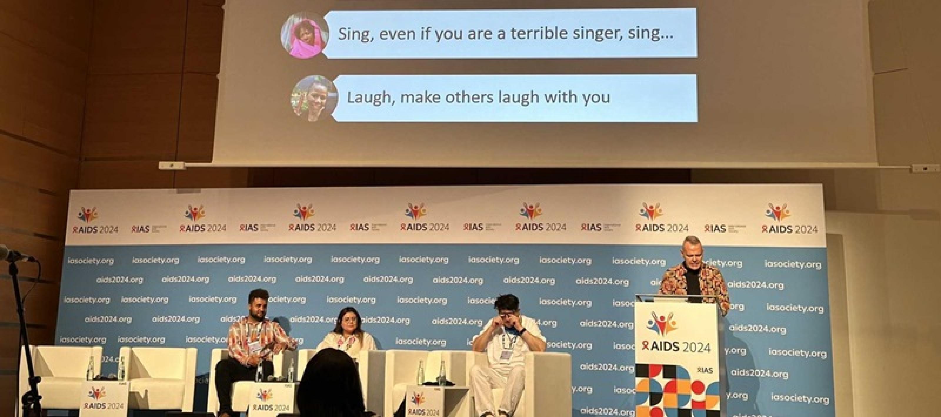 Workshop Zero HIV Stigma Day: Podium mit Präsentation "Sing even if you are a terrible singer, sing - Laugh, make others laugh with you" 